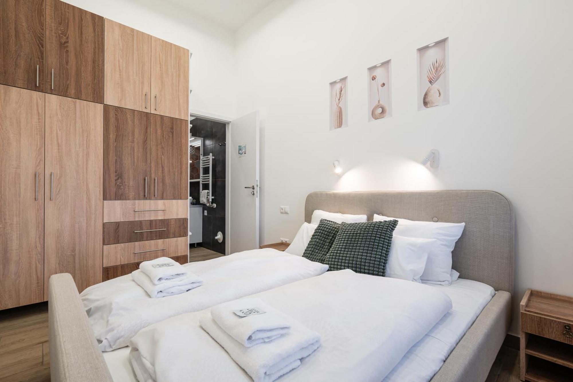 Andrassy Essence Apartment Budapest Exterior photo