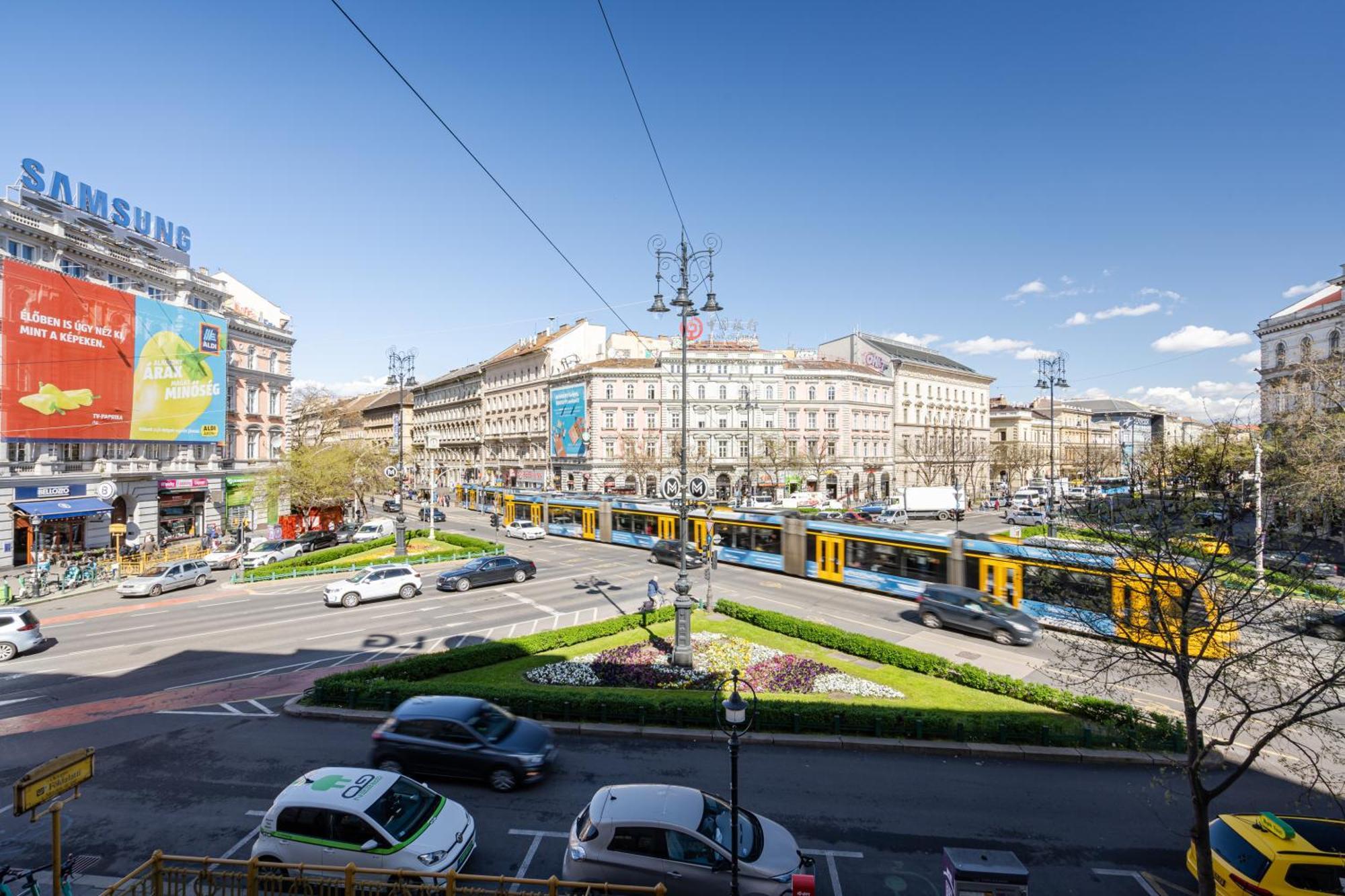 Andrassy Essence Apartment Budapest Exterior photo