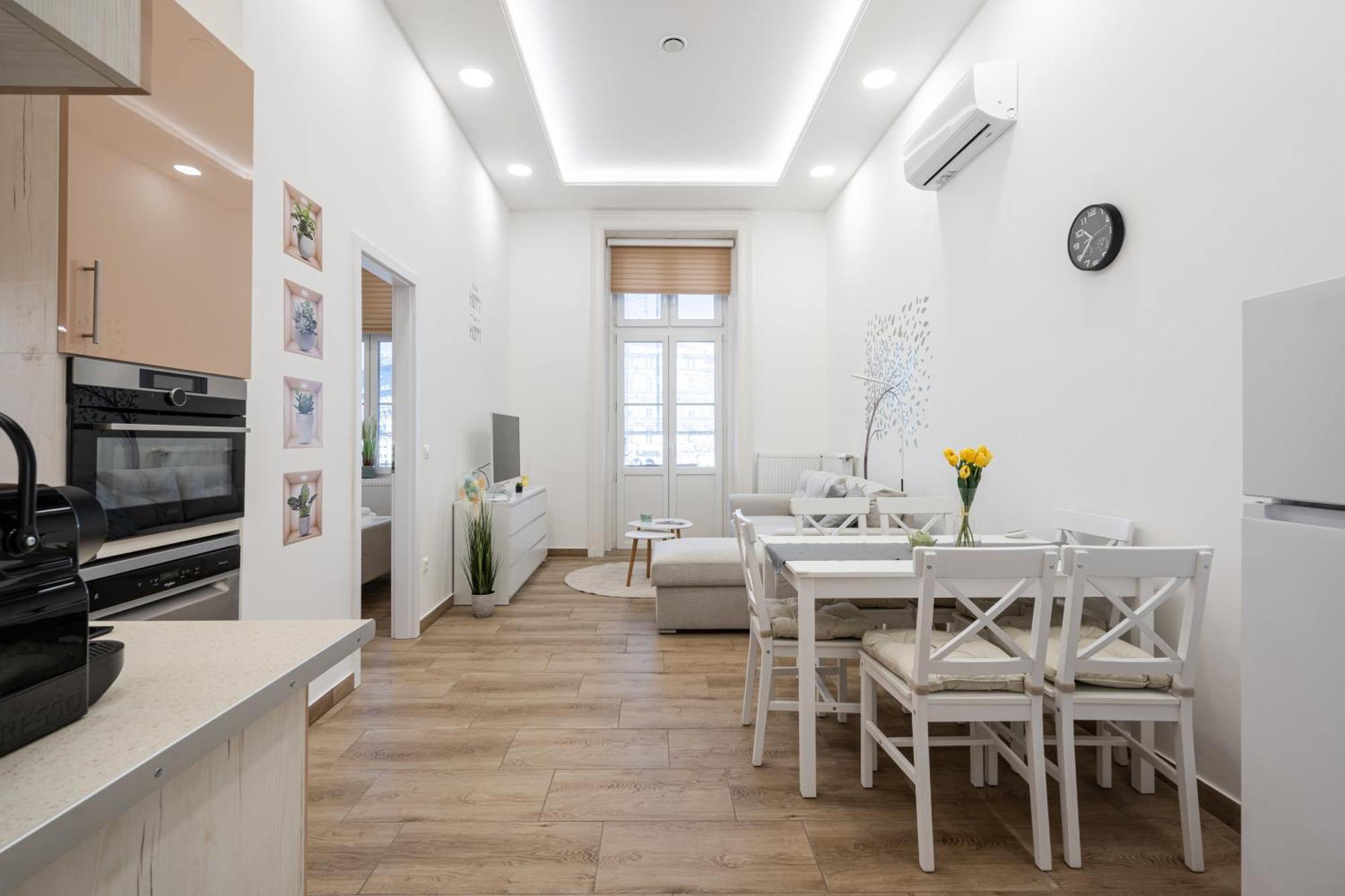 Andrassy Essence Apartment Budapest Exterior photo